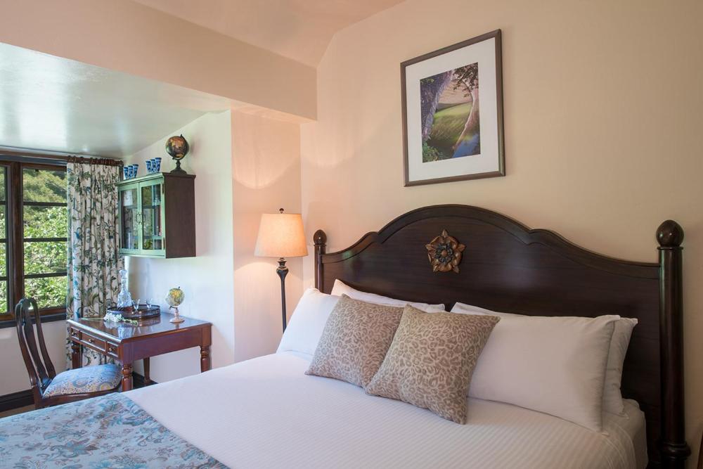 King Suite interior